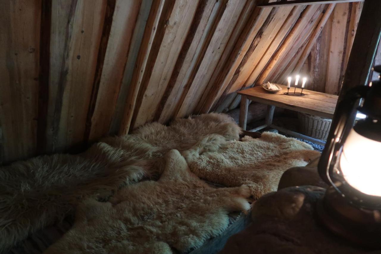 Stf Kolarbyn Eco-Lodge Skinnskatteberg Εξωτερικό φωτογραφία